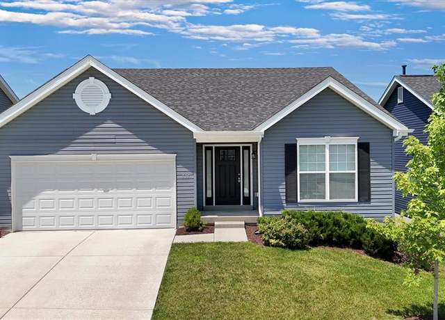 Property at 325 Dropseed Dr, Wentzville, MO 63385, 3 beds, 2 baths