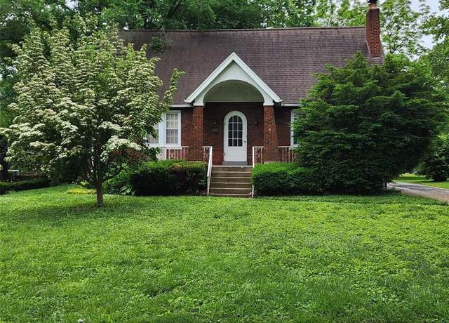 Property at 260 Julia Pl, Belleville, IL 62223, 4 beds, 3 baths