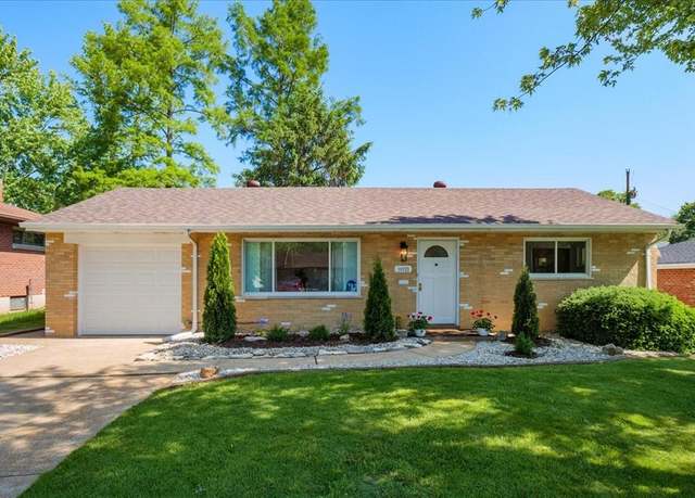 Property at 10929 Oasis Dr, St Louis, MO 63123, 3 beds, 1 bath