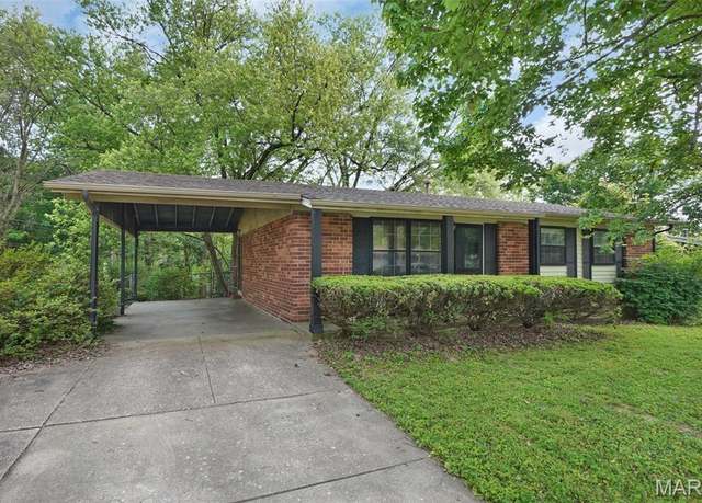 Property at 11928 Barbara Dr, Maryland Heights, MO 63043, 3 beds, 1.5 baths