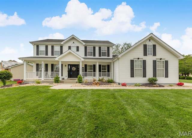 Property at 2238 Jack Nicklaus Dr, Belleville, IL 62220, 4 beds, 3.5 baths