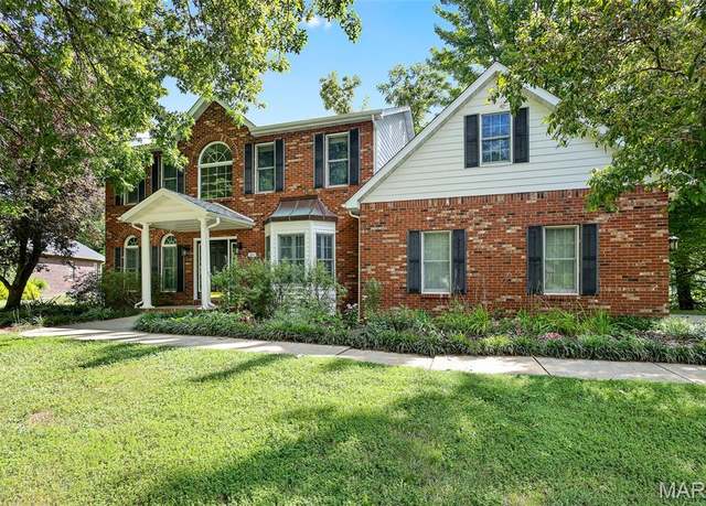Property at 211 Burns Farm Blvd, Edwardsville, IL 62025, 3 beds, 3.5 baths