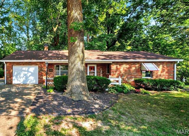 Property at 906 N 17th St, Swansea, IL 62226, 2 beds, 1 bath