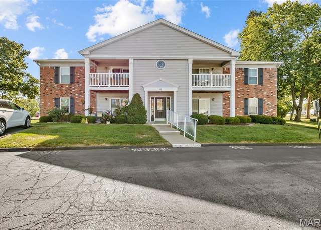 Property at 35 Berview Cir Unit E, St Louis, MO 63129, 2 beds, 2 baths