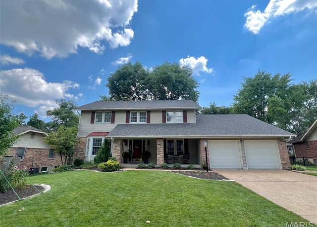 Property at 7806 Tanager Ct, St Louis, MO 63119, 4 beds, 3.5 baths