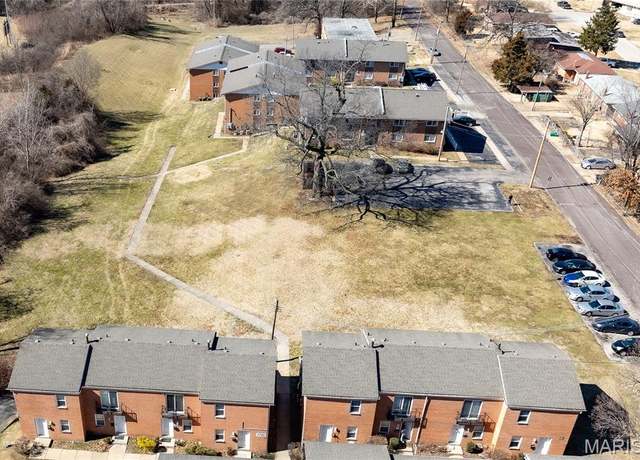 Property at 7736 Springdale Drive Dr, Normandy, MO 63121, 83 beds, 83 baths