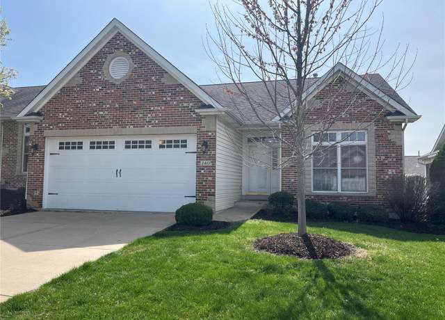 Property at 240 Glasgow Dr, St Charles, MO 63301, 3 beds, 3 baths