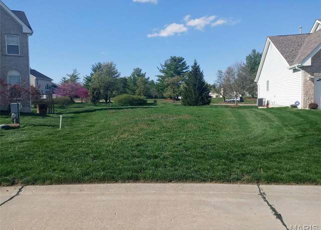 Property at 1056 Saratoga Springs Ct, Florissant, MO 63034