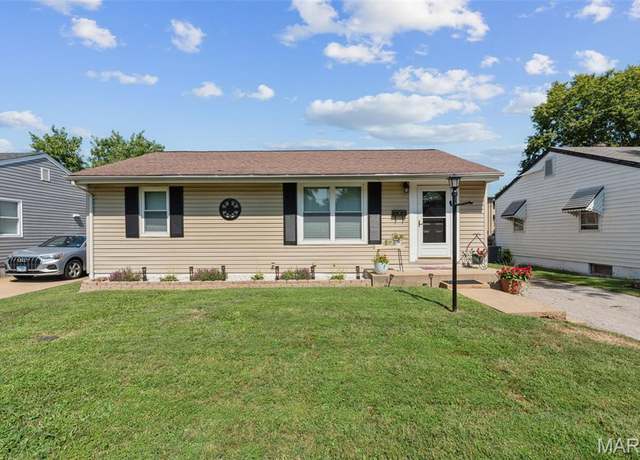 Property at 7129 Leona, Saint Louis, MO 63116, 2 beds, 2 baths