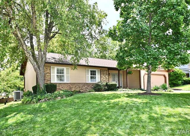 Property at 7 Spencer Path Dr, St Peters, MO 63376, 3 beds, 2 baths