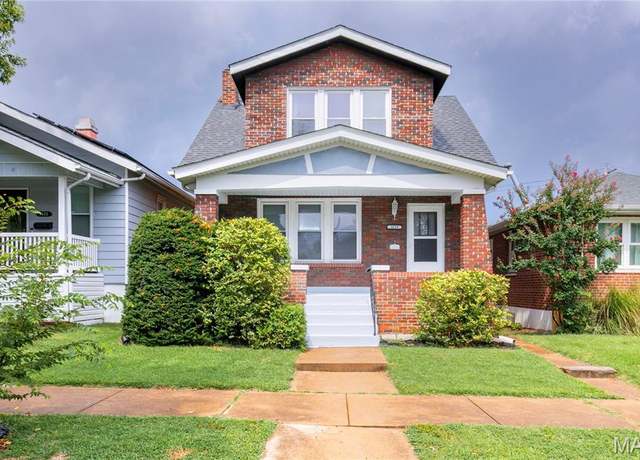 Property at 3629 Blow St, St Louis, MO 63116, 2 beds, 2.5 baths
