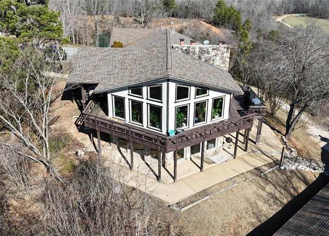 Property at 2385 Brown Rd, Van Buren, MO 63965, 6 beds, 5.5 baths