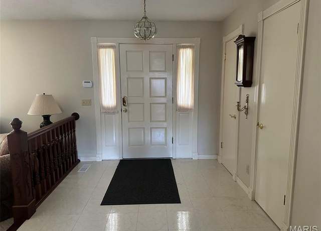 Property at 109 Link Dr, Sikeston, MO 63801, 3 beds, 2.5 baths