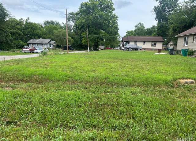 Property at 1618 N 51st St, Washington Park, IL 62204