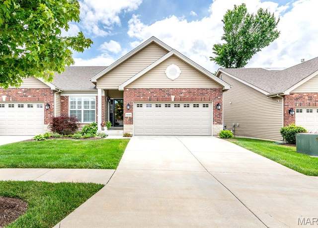 Property at 16104 Amber Vista Dr, Ballwin, MO 63021, 3 beds, 3 baths