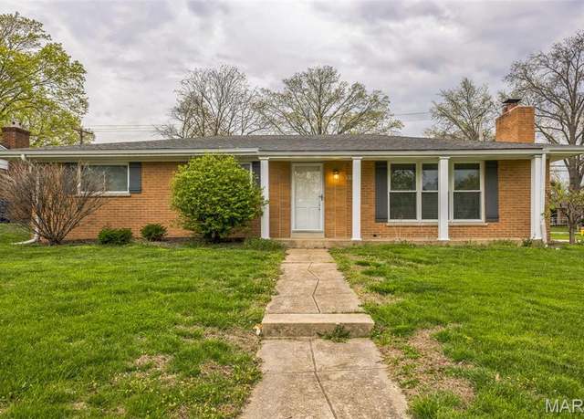 Property at 551 Larsen Ln, St Louis, MO 63126, 3 beds, 1.5 baths