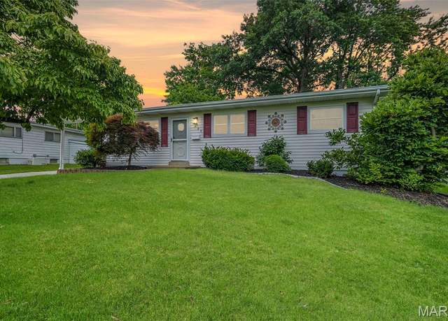 Property at 1385 Mallard Ln, Florissant, MO 63031, 3 beds, 2 baths