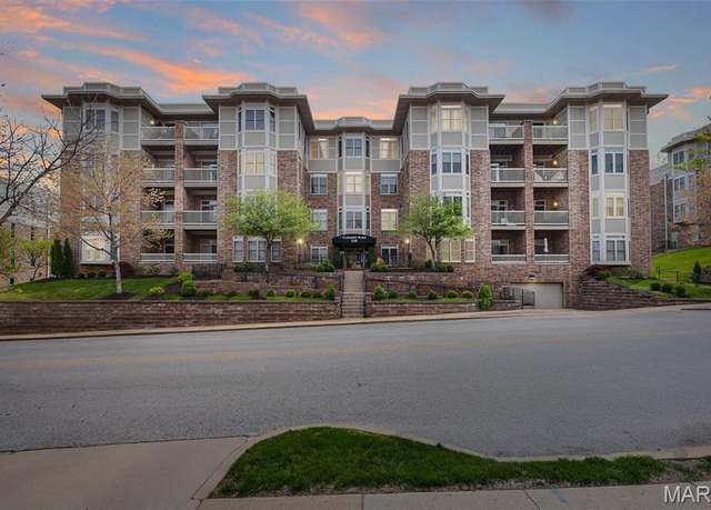 Property at 520 North And South Rd #105, St Louis, MO 63130, 2 beds, 2 baths