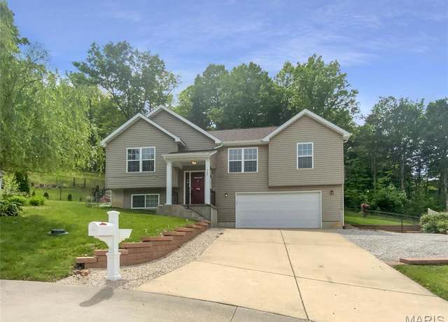 Property at 3307 Crosswinds Pt, High Ridge, MO 63049, 3 beds, 3 baths