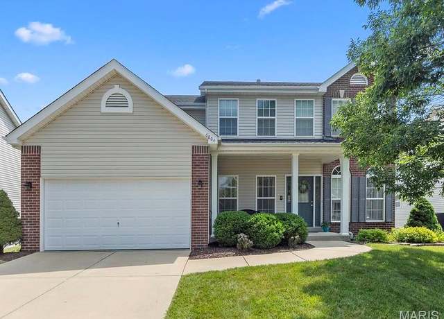 Property at 6804 Laurel Springs Ct, Fairview Heights, IL 62208, 4 beds, 2.5 baths
