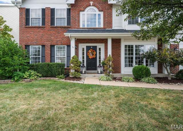 Property at 17024 Westridge Oaks Dr, Wildwood, MO 63040, 5 beds, 4.5 baths