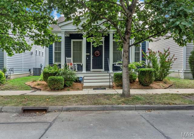 Property at 3409 Banner St, St Charles, MO 63301, 3 beds, 2.5 baths