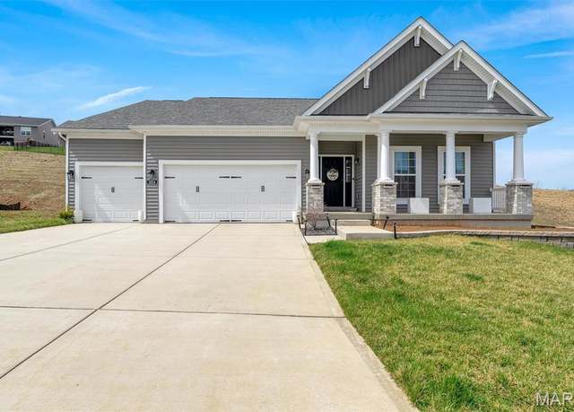 Property at 1154 Bloomfield Dr, Eureka, MO 63025, 3 beds, 2 baths