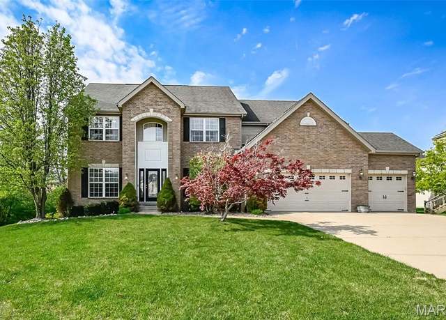 Property at 208 Oceanis Dr, Lake St Louis, MO 63367, 4 beds, 4.5 baths
