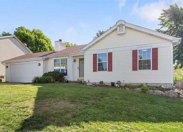 Property at 127 Royallprairie Ln, O'fallon, MO 63368, 3 beds, 2 baths