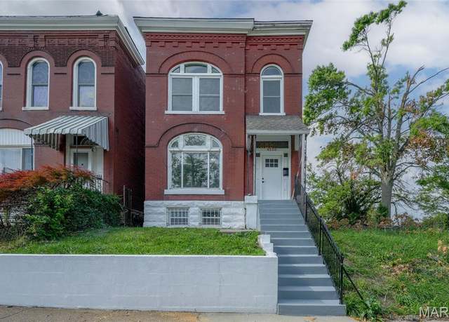 Property at 4550 Enright Ave, St Louis, MO 63108, 3 beds, 1.5 baths
