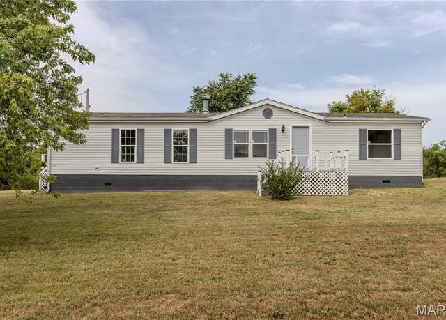 Property at 27645 Spring Rd, Richland, MO 65556, 4 beds, 2 baths