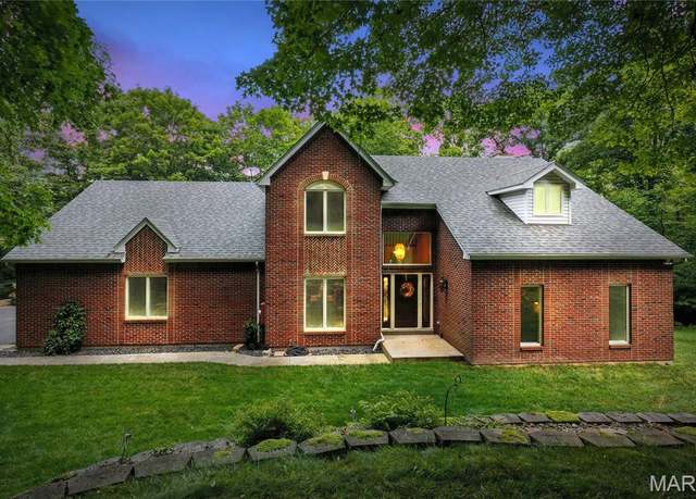 Property at 19049 Bear Trail Rd, Wildwood, MO 63038, 4 beds, 3 baths