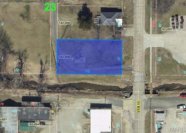 Property at 215 N 6th St, Vandalia, IL 62471