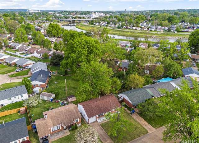 Property at 7340 Coronado Ave, St Louis, MO 63116, 2 beds, 1 bath