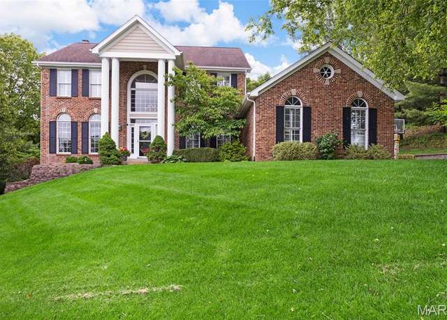 Property at 1230 Wildhorse Parkway Dr. Dr, Chesterfield, MO 63005, 5 beds, 3.5 baths