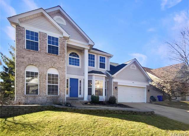 Property at 878 Legends View Dr, Eureka, MO 63025, 4 beds, 3.5 baths