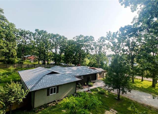 Property at 11230 W Little Oaks Rd, Rolla, MO 65401, 3 beds, 2 baths