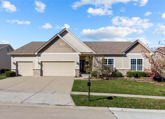 Property at 1263 Leighton Hollow Dr, O'fallon, MO 63368, 3 beds, 3.5 baths