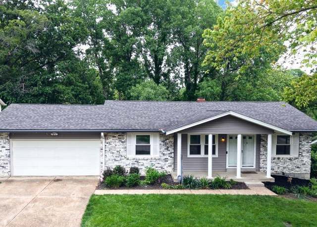 Property at 1124 Crested View Dr, St Louis, MO 63146, 3 beds, 3 baths