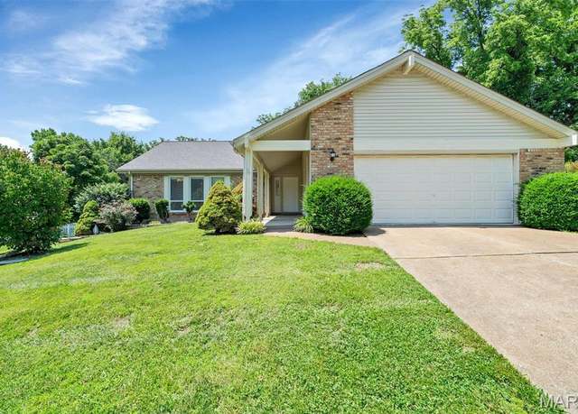 Property at 1349 Dutch Mill Dr, Ballwin, MO 63011, 4 beds, 3 baths