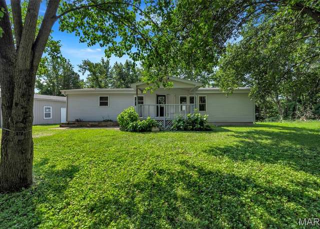 Property at 2002 Dogwood Ln, Pevely, MO 63070, 2 beds, 2 baths