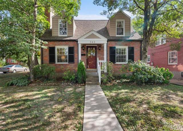 Property at 342 E Swon Ave, St Louis, MO 63119, 3 beds, 1.5 baths