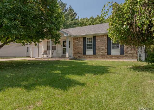 Property at 17 Applehill Ct, St Peters, MO 63376, 3 beds, 3 baths