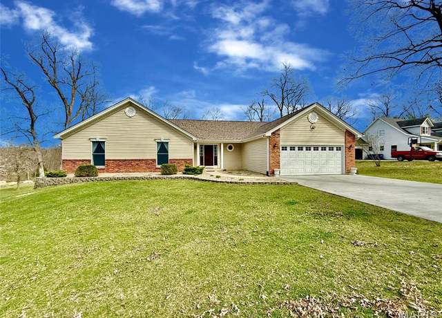 Property at 11 Isaac Dr, Warrenton, MO 63383, 4 beds, 2.5 baths