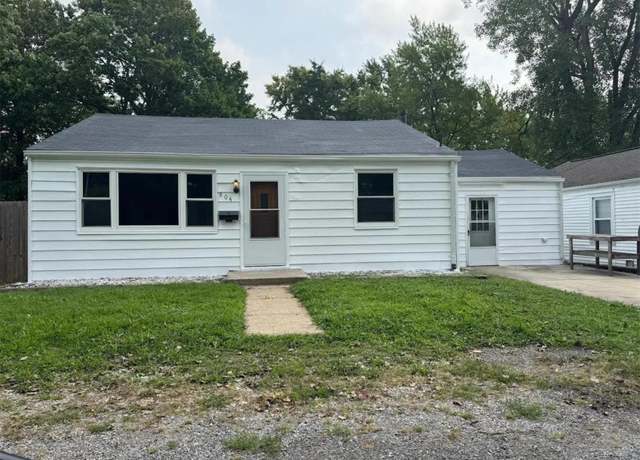 Property at 804 Dewey, Belleville, IL 62221, 2 beds, 1 bath