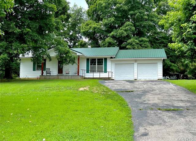 Property at 689 Highway 68, Salem, MO 65560, 3 beds, 2 baths