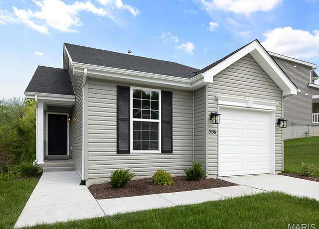 Property at 3128 White Pine Dr, Imperial, MO 63052, 2 beds, 2 baths