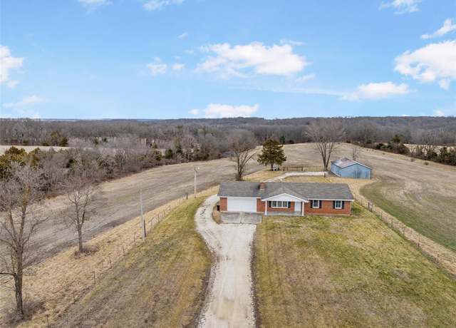 Property at 762 Cave Farm Rd, Troy, MO 63379, 3 beds, 1.5 baths