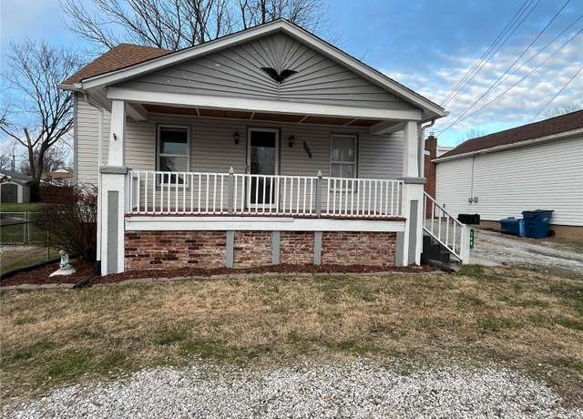 Property at 149 W Felton Ave, St Louis, MO 63125, 3 beds, 1 bath