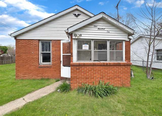 Property at 106 South St, Charleston, MO 63834, 3 beds, 1 bath